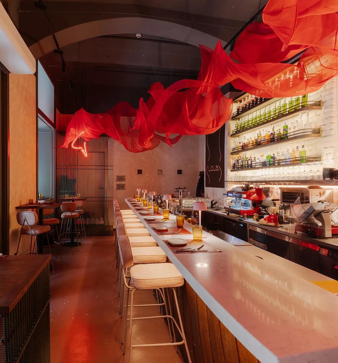 Lola - Vermut y Tapas