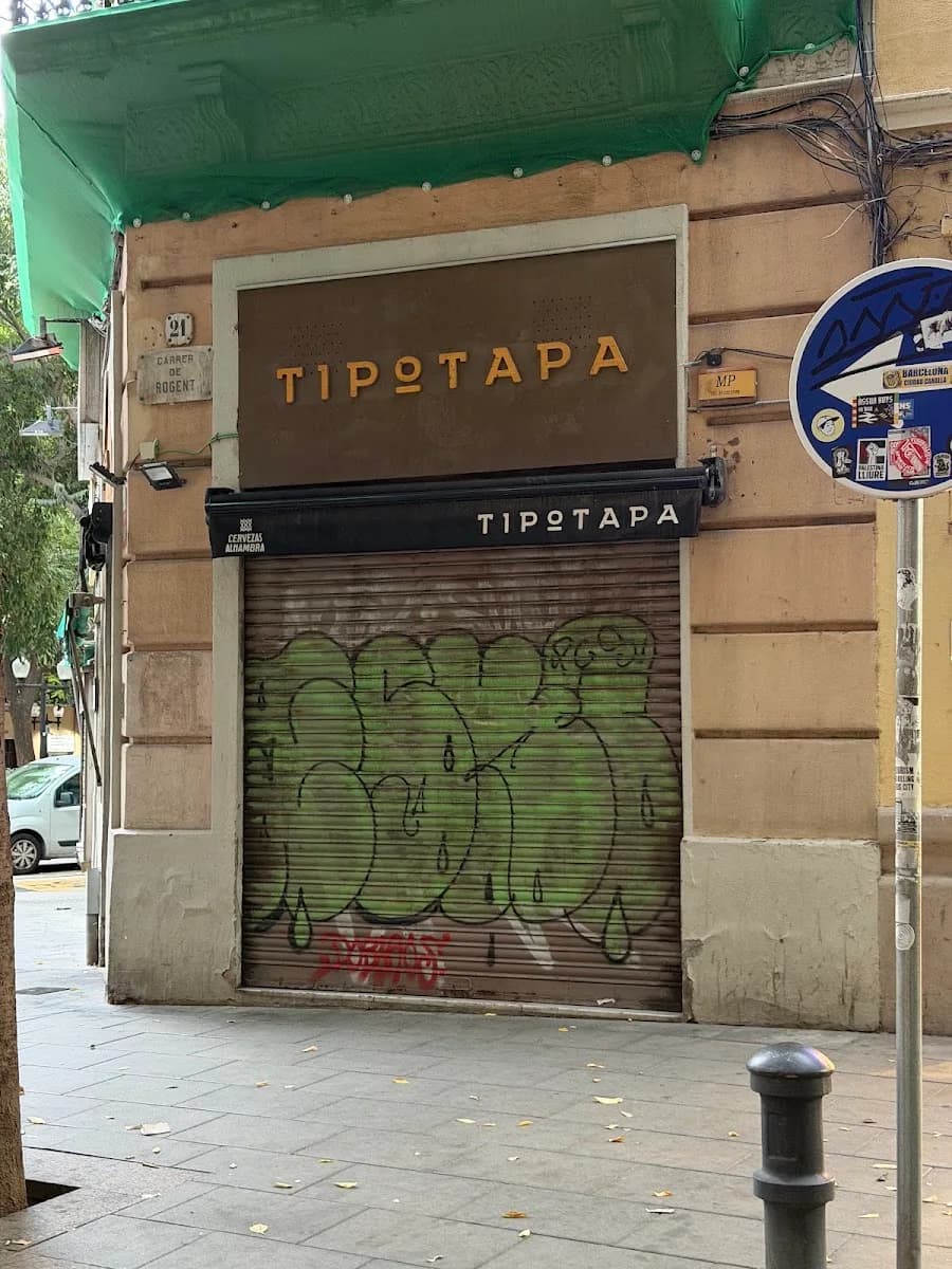 Tipo Tapa Bar Restaurant 1