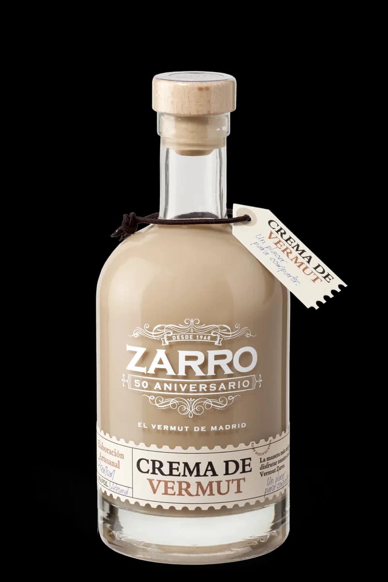 Crema de Vermut Zarro, botella de crema de vermut
