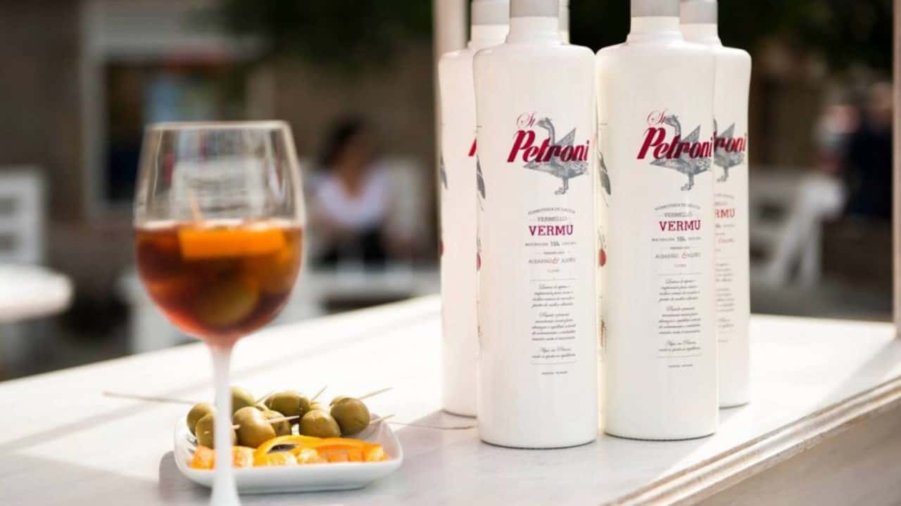 VERMUTERÍA DE GALICIA S.L., celler de vermut a Padrón