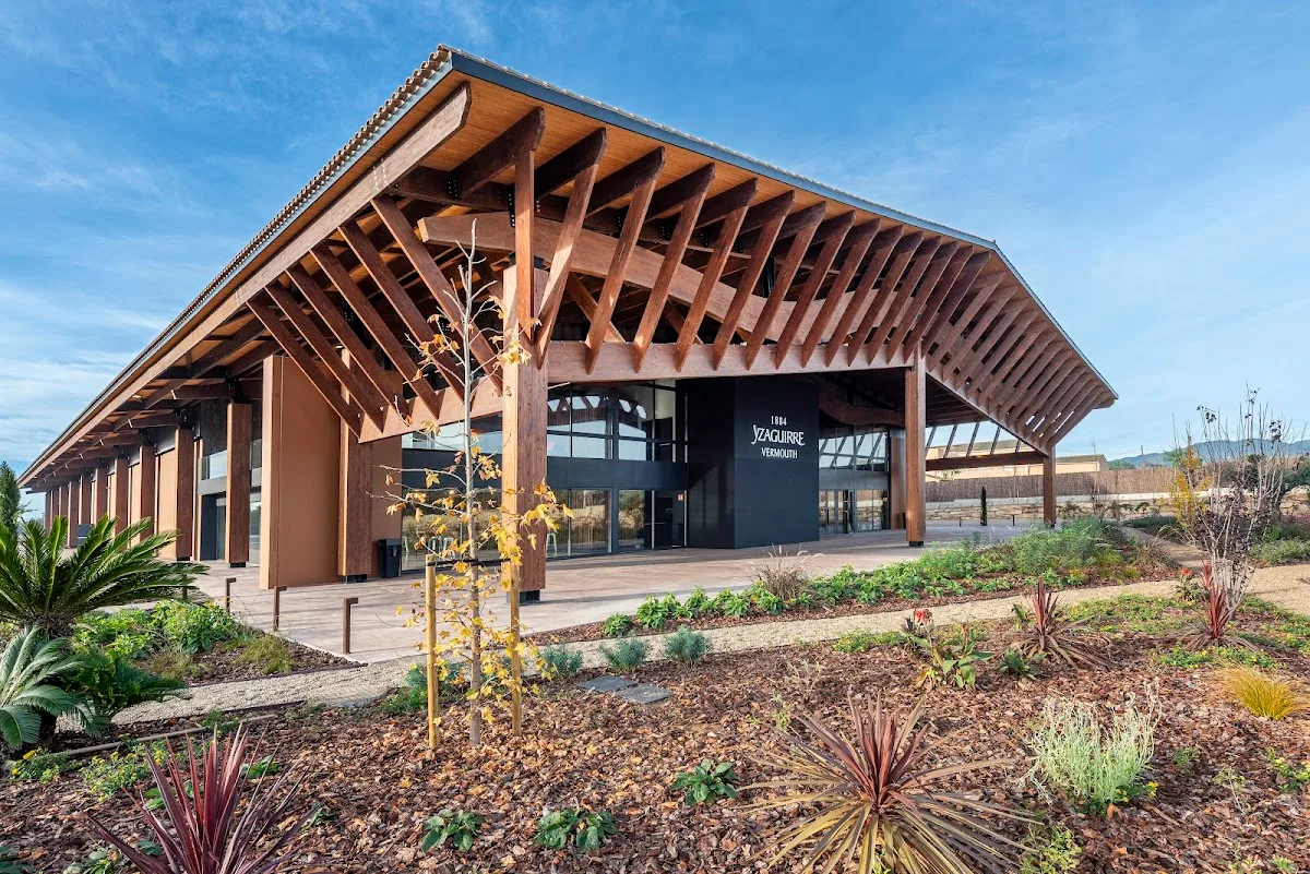 Vermut Yzaguirre, celler de vermut a El Morell